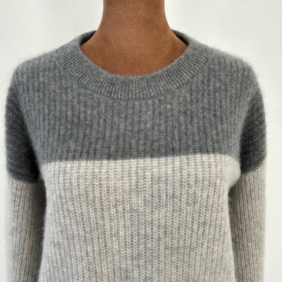 100% Cashmere Sweater by Charter Club Luxury Sz. Large Quiet Luxury Cozy - Picture 5 of 12